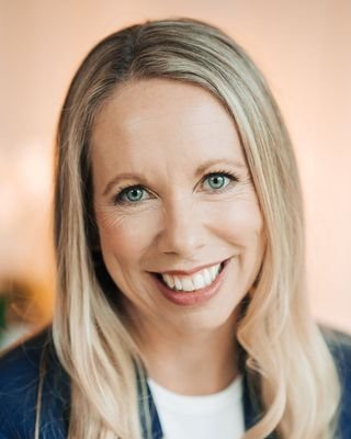 Darcy Harbour Counselling profile image